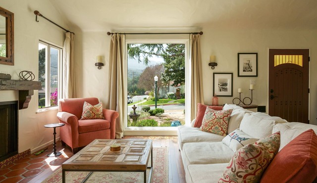 Charming Spanish 3 Bedroom 2 Bathroom Home in Glendale