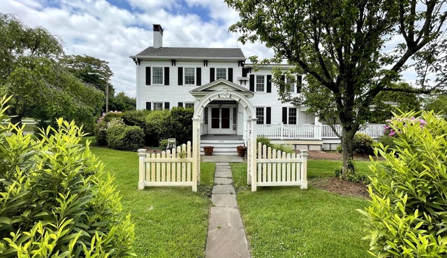 Charming Spring Lake Victorian Home - Sleeps 12