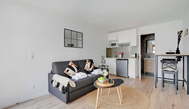 Charming Studio 2P- Next Paris