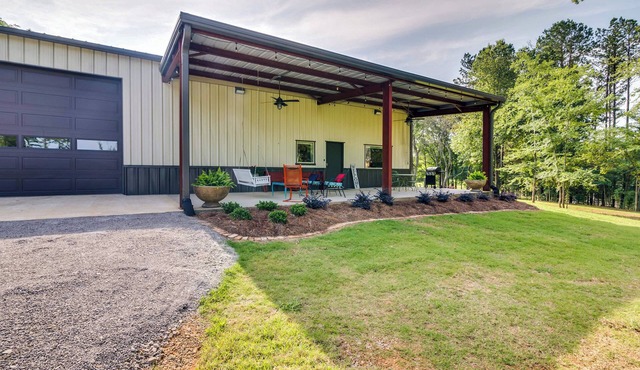 Charming Starkville Vacation Rental ~ 5 Mi to MSU!