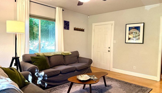 Charming stay near UC Davis Medical Center