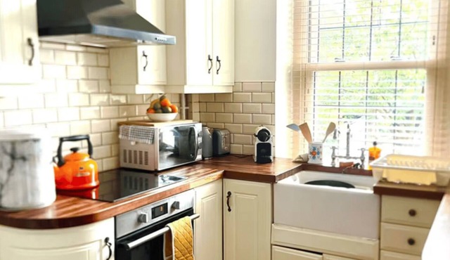 Charming Stone Cottage in the Heart of Yorkshire!