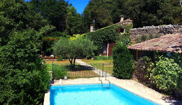 Charming Stone Cottage Property with pool and great views