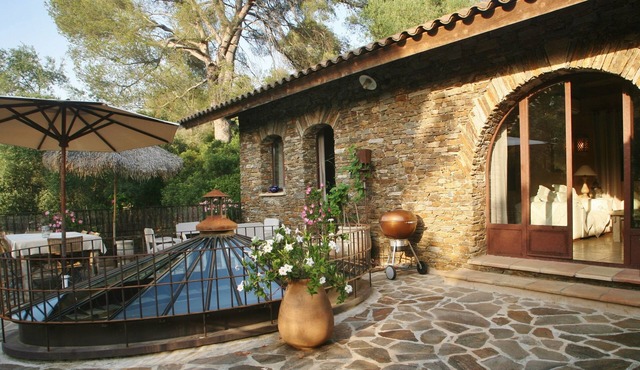 Charming stone farmhouse with private access to Bonporteau beach