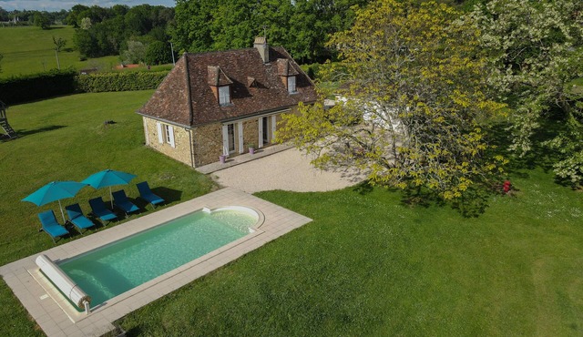 Charming stone house with private heated pool and panoramic views