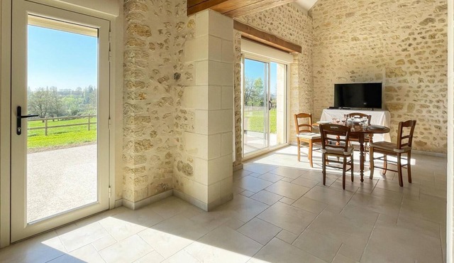 Charming stone house with WIFI, near Mortagne-au-Perche