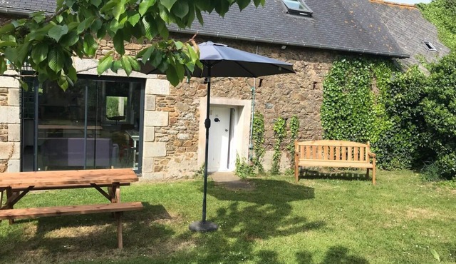 Charming stone house - Between land and sea