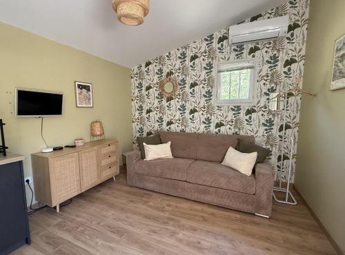 Charming studio with private terrace