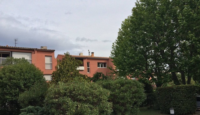 Charming studio air-conditioned in private residence of 8 ° with small garden
