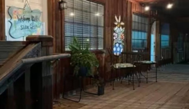 Charming Studio Apartment