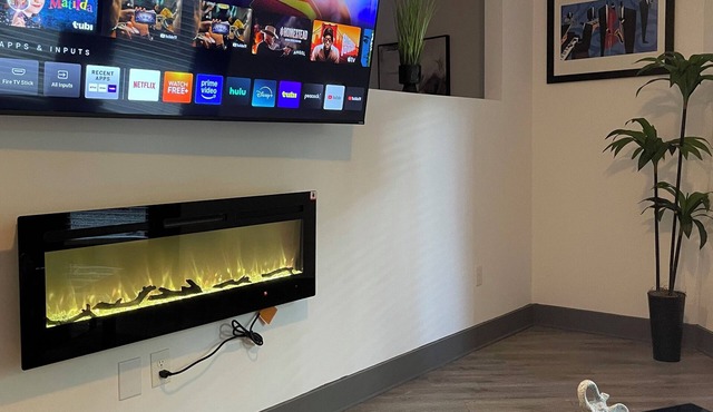 Charming studio apartment in wonderful Decatur with fitness room, AC