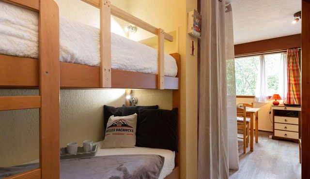 Charming Studio for 4 in Saint Lary with Free WiFi, Balcony, Jacuzzi, Gym, and Sauna