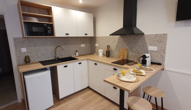 Charming studio in Lisle/Tarn - Modern comfort in the heart of the medieval town