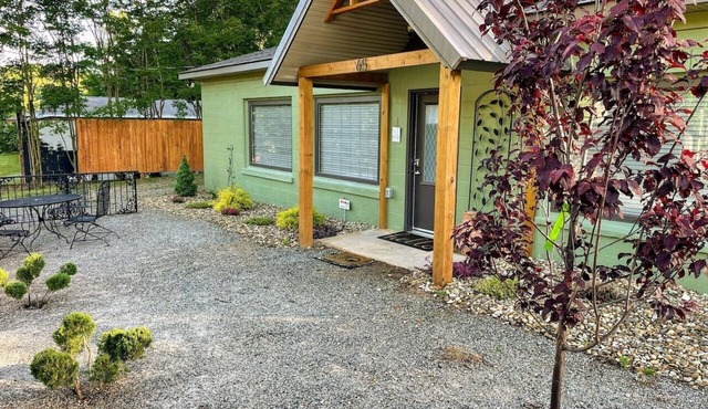 Charming Studio Getaway Near TIEC, Tryon & Landrum