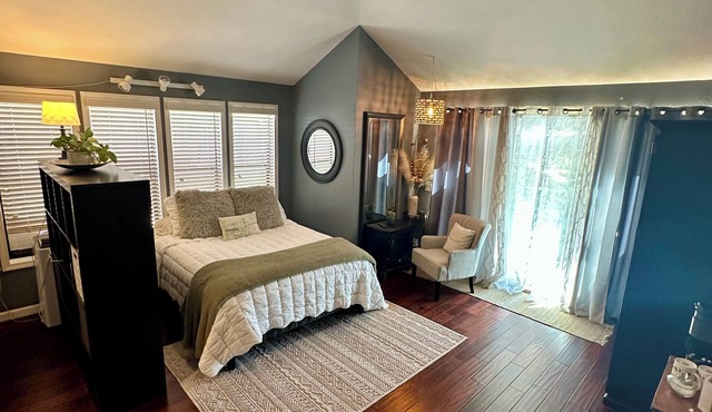 Charming studio in Folsom - quiet neighborhood close to trails & Folsom Lake