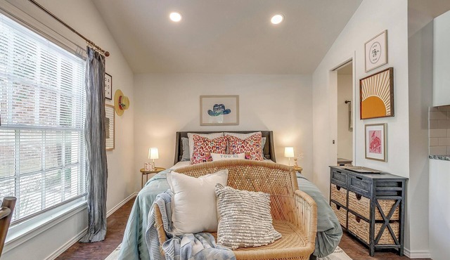 Charming Studio in Historic Fort Worth