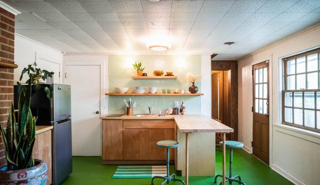 Charming studio in Richmond near James River and the city
