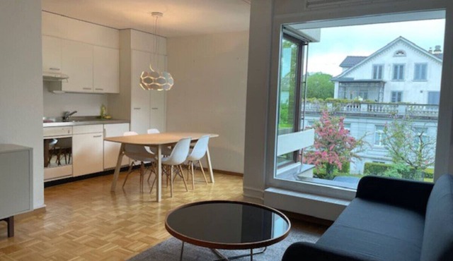 Charming studio in the city centre (Art 4)