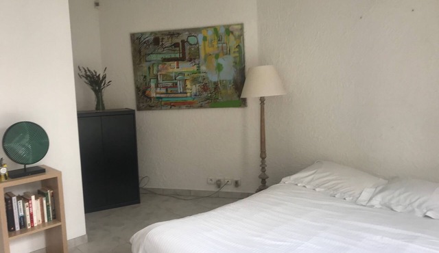 Charming studio in the var