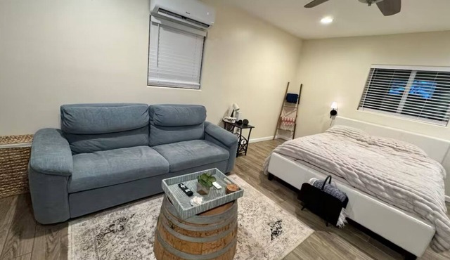 Charming studio in tranquil Marana with AC, WiFi