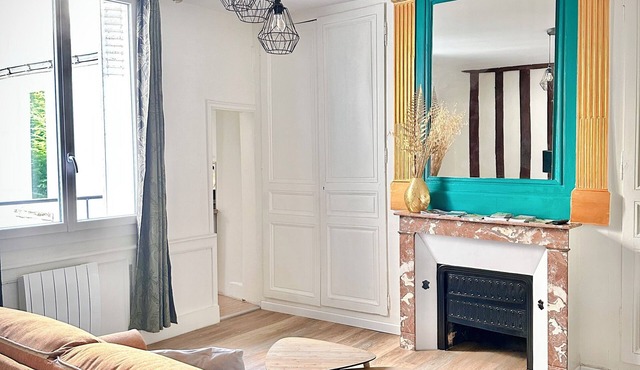 Charming studio just a stone's throw from the station