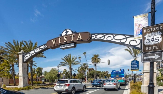 Charming Studio | Near Legoland & Carlsbad Beach