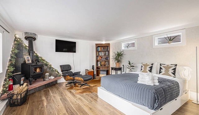 Charming Studio Near Garden of the Gods & Trails