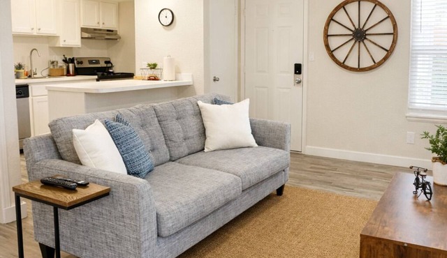 Charming Studio Amazing Location King-Size Bed
