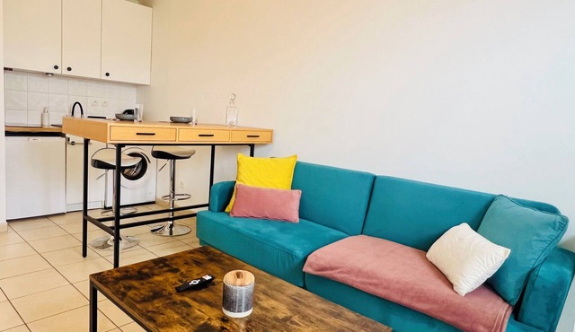 Charming T2 near Zenith and Toison d'or, quick access to downtown!