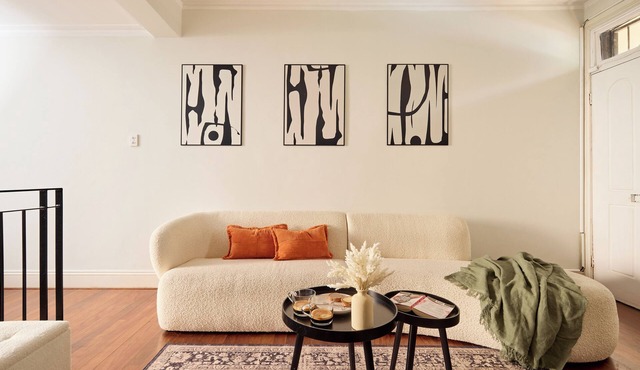 Charming Terrace house close to CBD/5 Min to Train