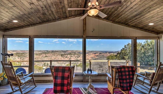 Charming Texas Home with Stunning Canyon Views!