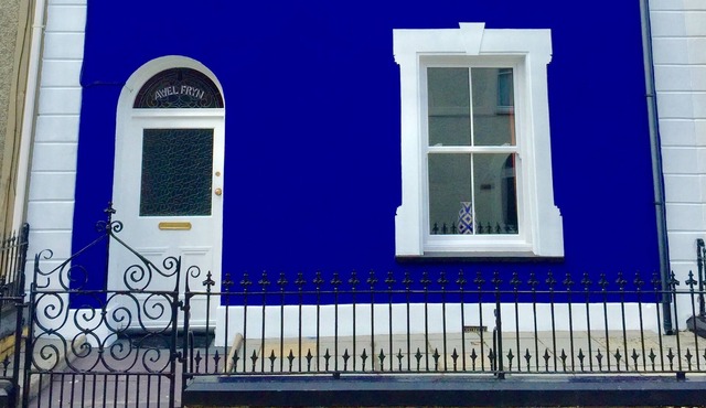 Charming Three-bedroom Newly Renovated Seaside Cottage - off road parking