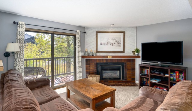 Charming Timber Run Condo – Your Perfect Steamboat Getaway!