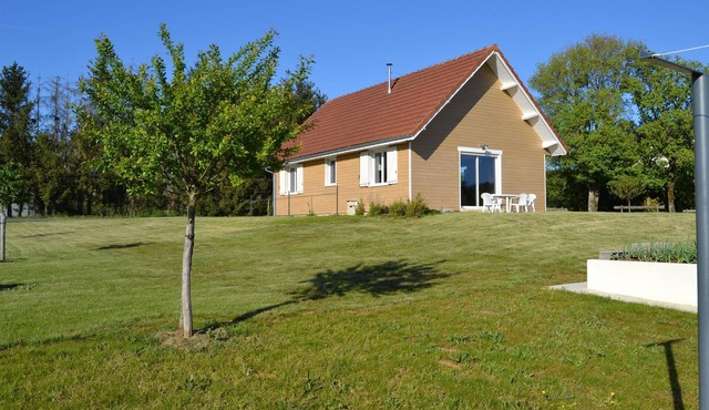 CHARMING TIMBER-FRAME HOUSE