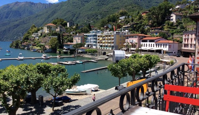 Charming tower-like duplex apartment directly on the lake promenade of Ascona