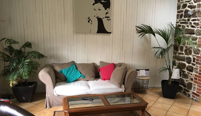 Charming town house a few miles from the beach