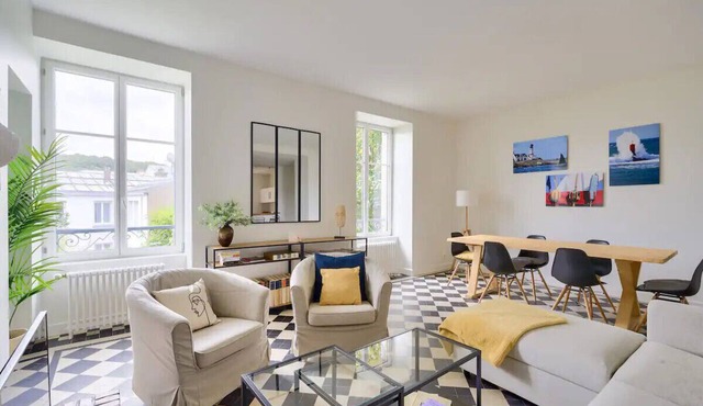 Charming town house completely renovated