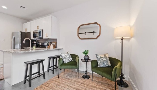 Charming Townhome - Built in 2023