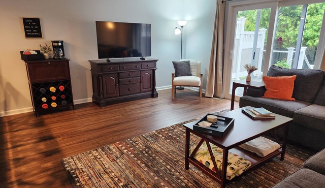 Charming Townhome in Baldwinsville