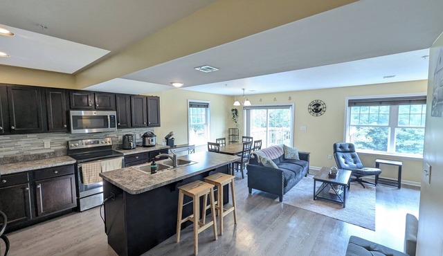 Charming Townhome in Peaceful Suburban Community