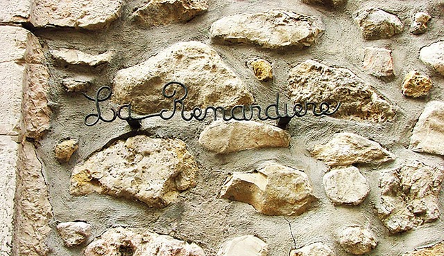 Charming Townhouse in Heart of Provencal Town, 30min to Beach or Gorge De Verdon