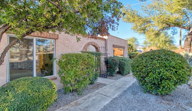 Charming Townhouse in Tucson.