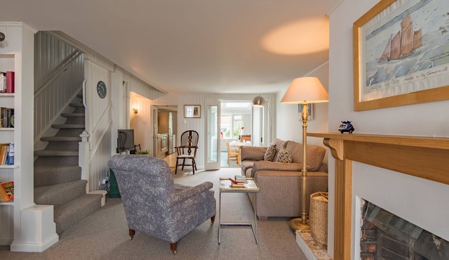 Charming, traditional Victorian cottage in the heart of the conservation area of Deal