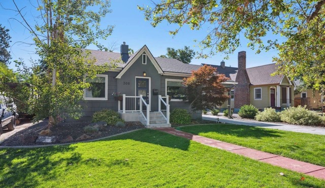 Charming Tudor On The Bench