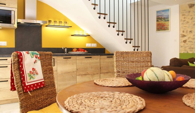 Charming two-bedroom air-conditioned gîte on the edge of the village