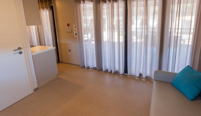 Charming Two-bedroom Mobile Homes Drage - Mobile Home with Sea View