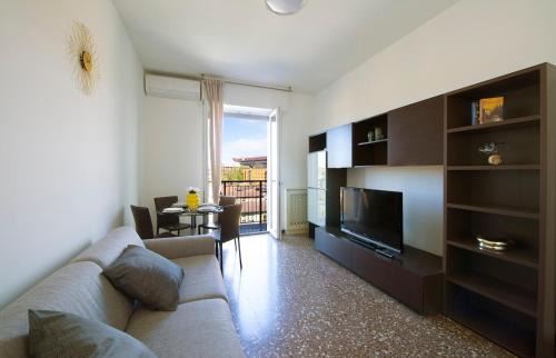 Charming Two-Room Apartment with View of San Siro Stadium Upper Floor