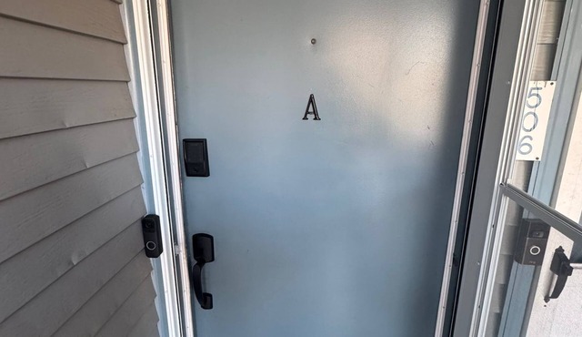 Charming 2-bedroom townhome with AC, WiFi in Pleasant Mount Laurel Township