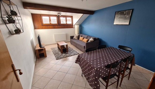 Charming Village Retreat: Cozy 1-Bed Apt with Outdoor Activities Near Nancy