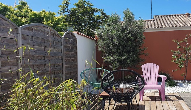 Charming Vendée house with small enclosed garden